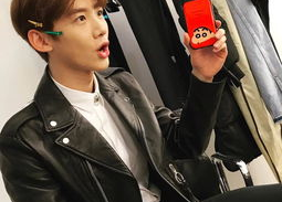 娱乐圈吃瓜白敬亭恋情,娱乐圈新恋情瓜，甜蜜互动引热议