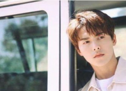 娱乐圈男主马天宇,娱乐圈的阳光暖男，从歌手到演员的华丽蜕变